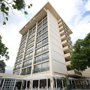 https://courtleigh-hotel.hotelsochorios.net